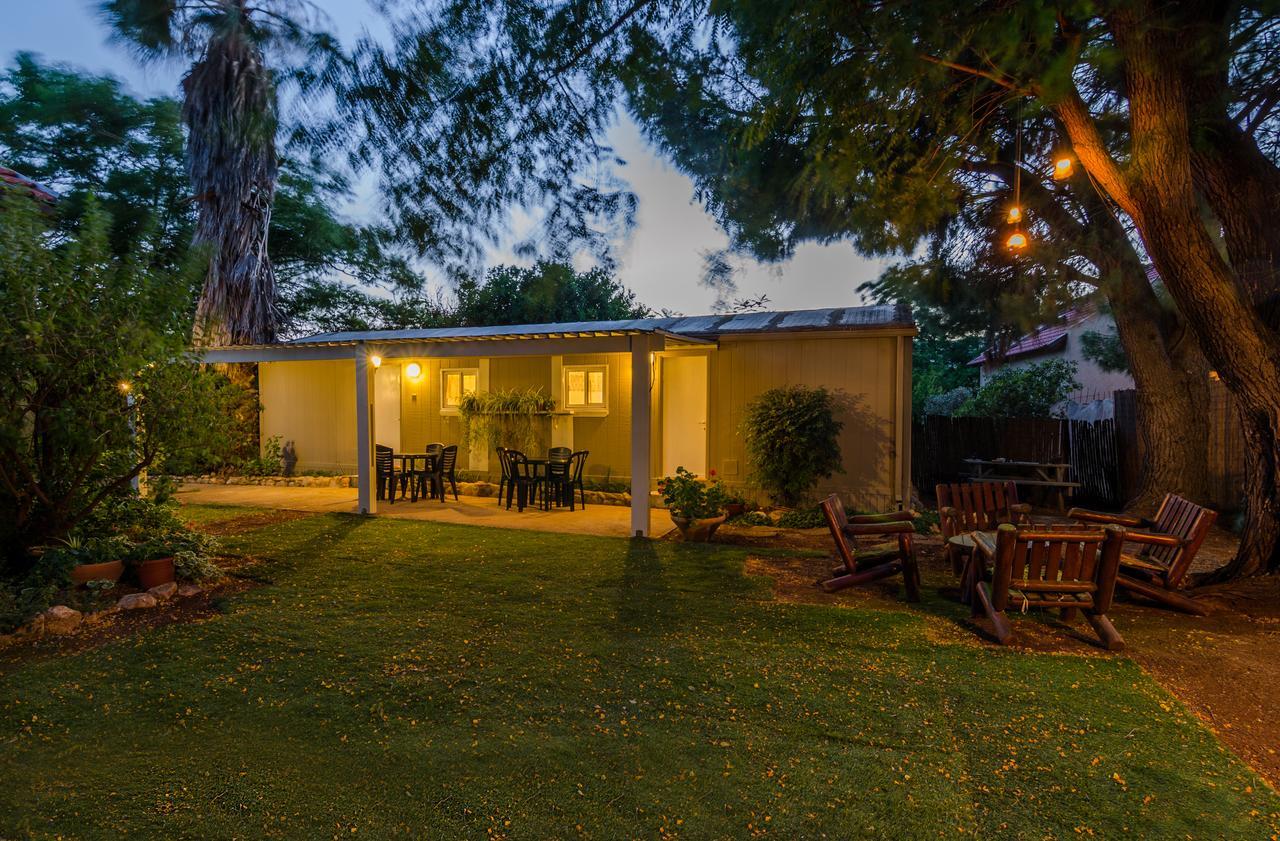 Orna'S Corner Bed & Breakfast Yuval Dış mekan fotoğraf