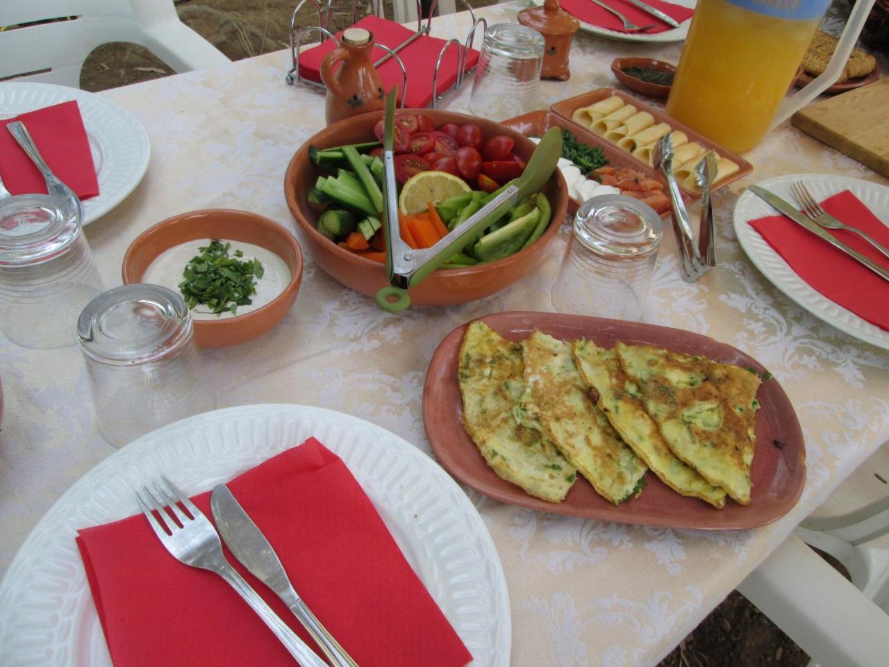 Orna'S Corner Bed & Breakfast Yuval Dış mekan fotoğraf